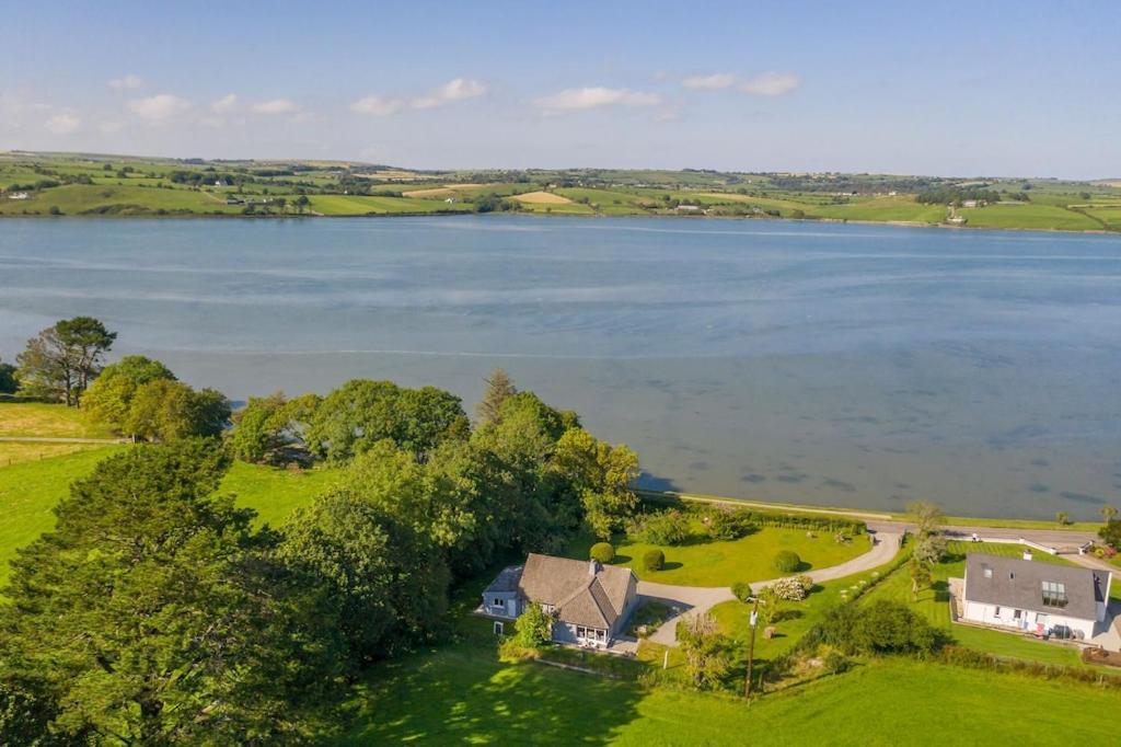 2 Bed Waterfront - Close To Courtmacsherry * Cork