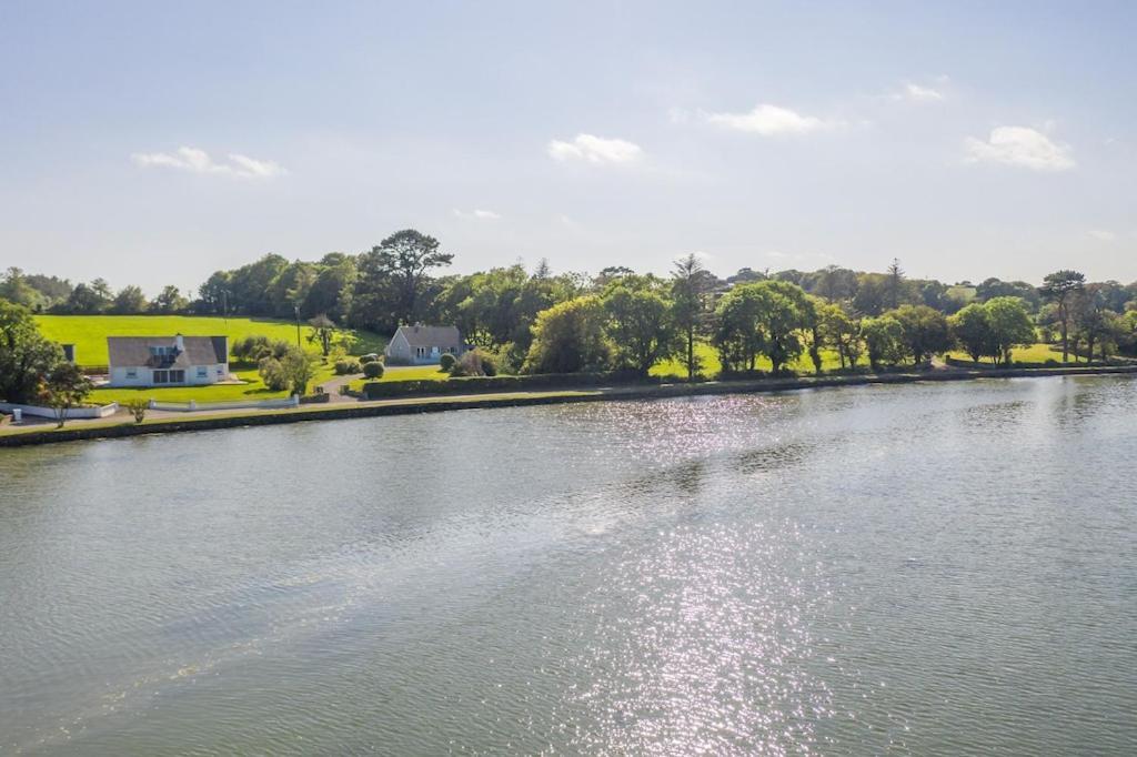 2 Bed Waterfront - Close To Courtmacsherry Ferienhaus Cork